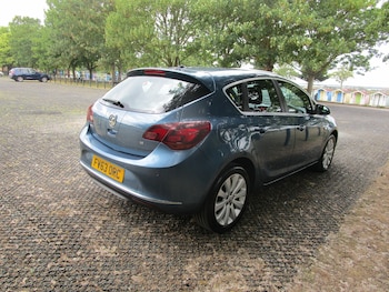 Used Vauxhall Astra 2013 for sale - 78857948: Photo