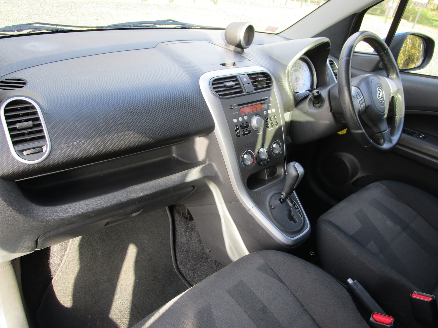 Used Vauxhall Agila 2010 for sale - 76651104: Photo 5