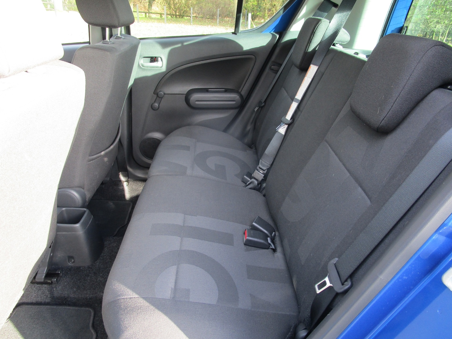 Used Vauxhall Agila 2010 for sale - 76651104: Photo 8