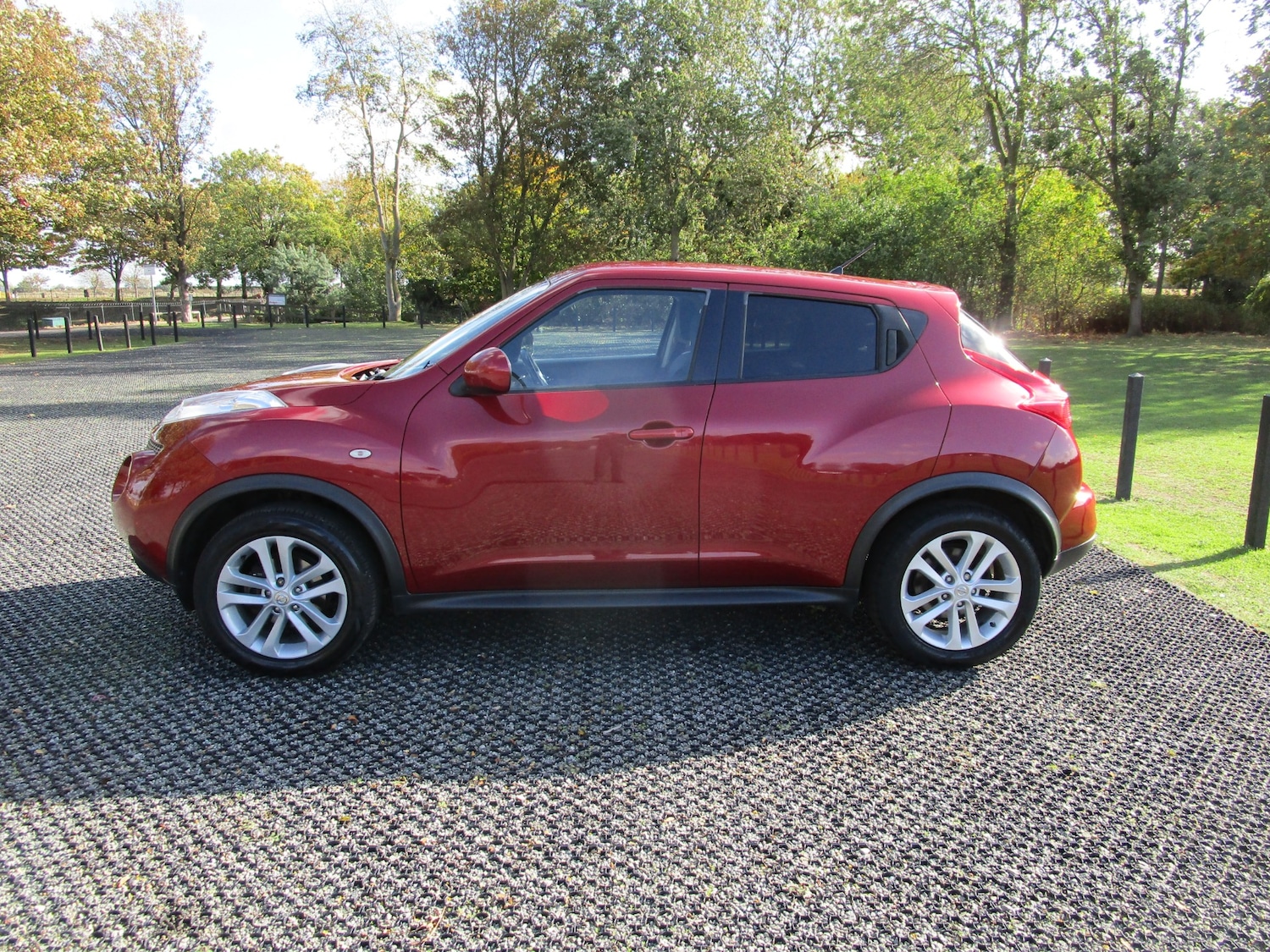 Used Nissan Juke 2010 for sale - 76182188: Photo 14