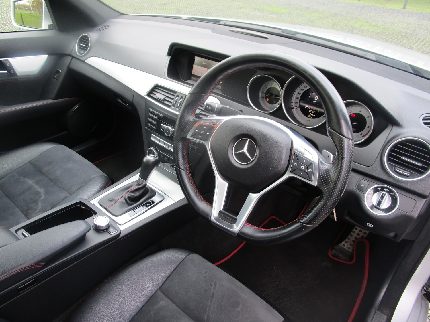Used Mercedes-Benz C Class 2013 for sale - 77542547: Photo 19