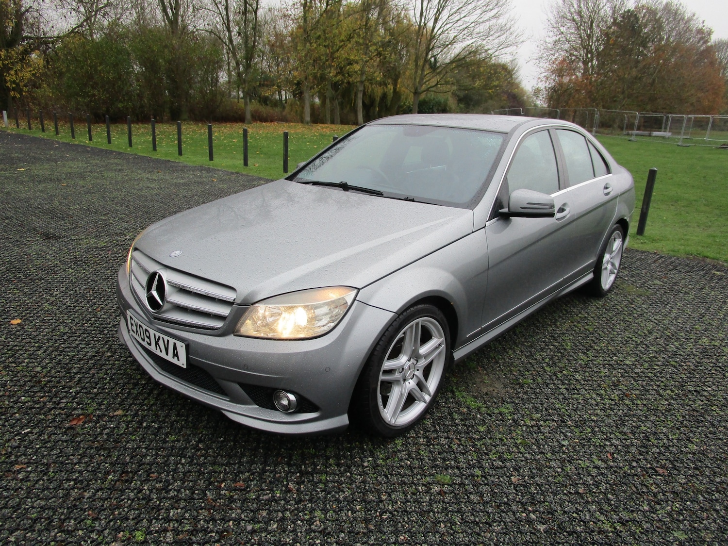 Used Mercedes-Benz C Class 2009 for sale - 76531453: Photo 4