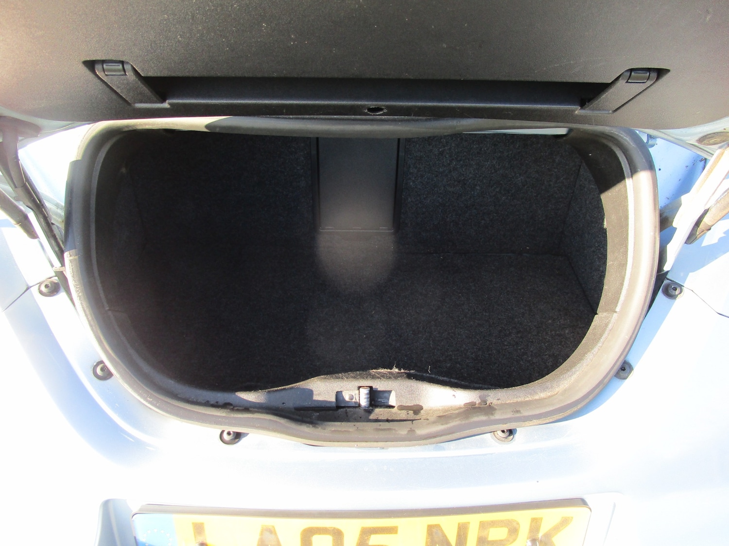 Used Volkswagen Beetle 2005 for sale - 77974011: Photo 15