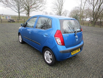 Used Hyundai i10 2009 for sale - 77364796: Photo