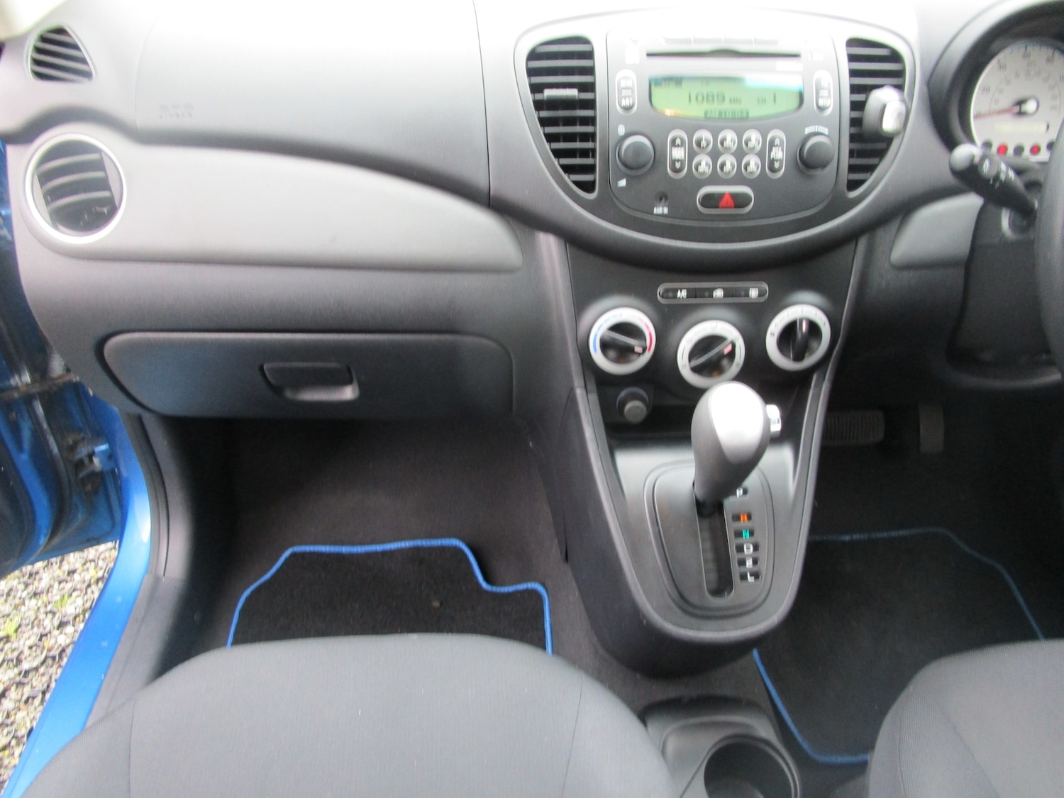 Used Hyundai i10 2009 for sale - 77364796: Photo 6