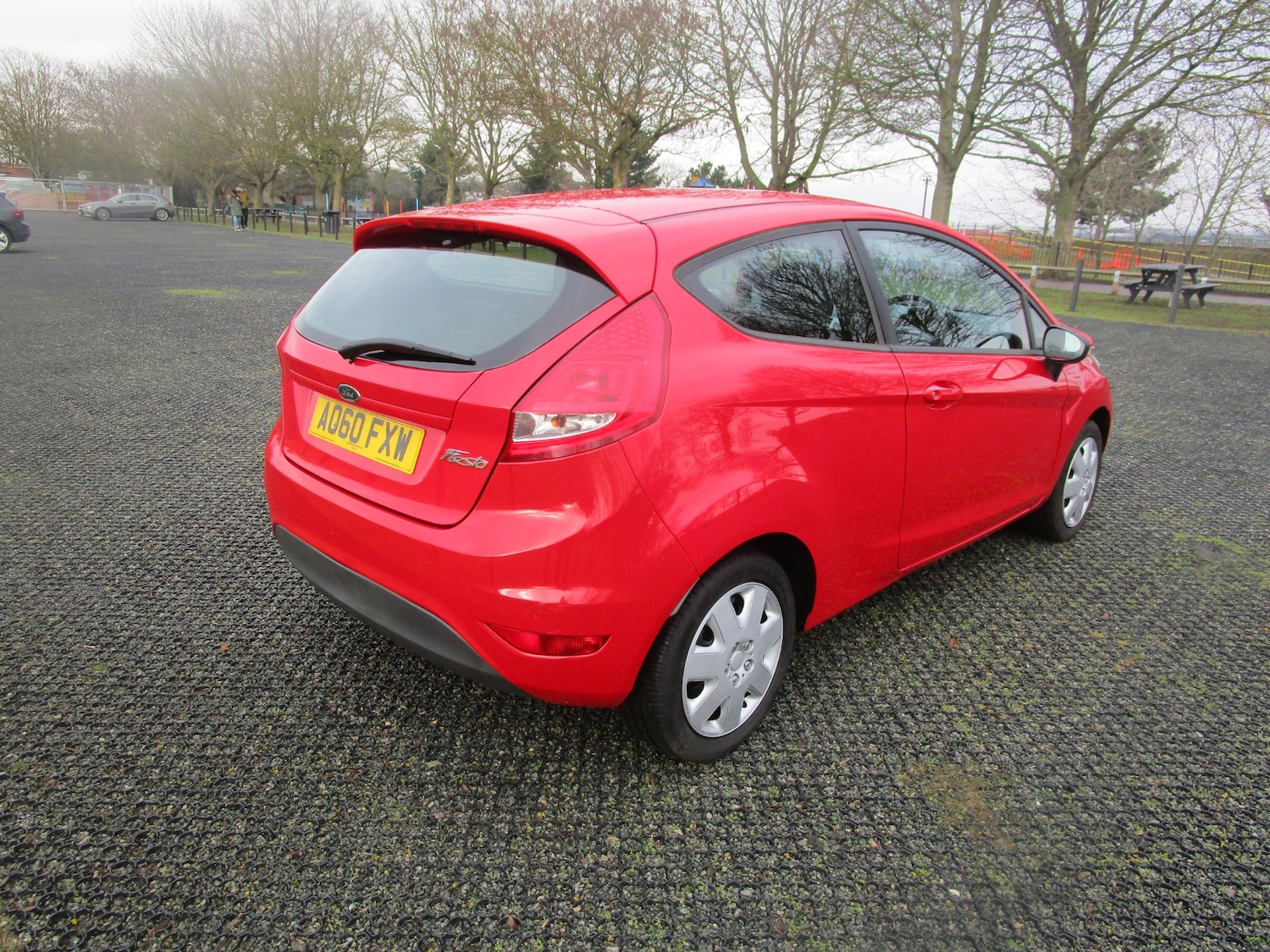 Used Ford Fiesta 2010 for sale - 77234265: Photo 2
