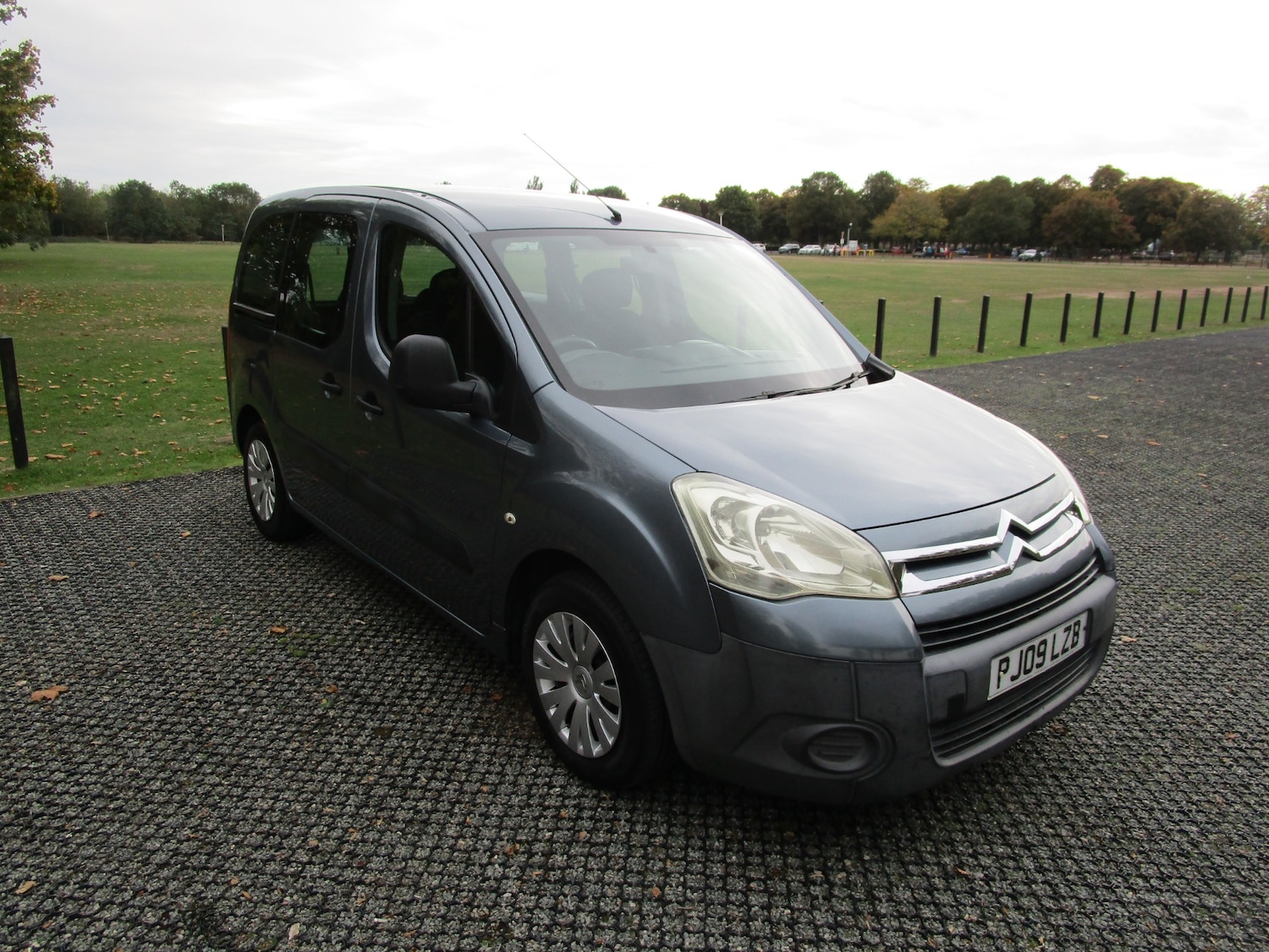 Used Citroen Berlingo Multispace 2009 for sale - 76143526: Photo 1
