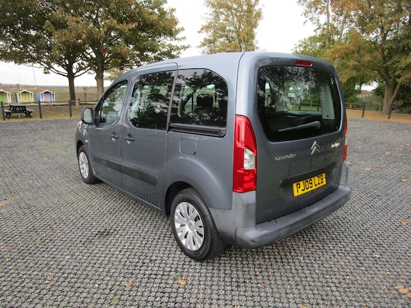 Used Citroen Berlingo Multispace 2009 for sale - 76143526: Photo 3