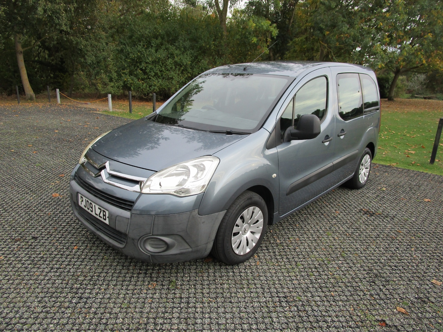 Used Citroen Berlingo Multispace 2009 for sale - 76143526: Photo 4