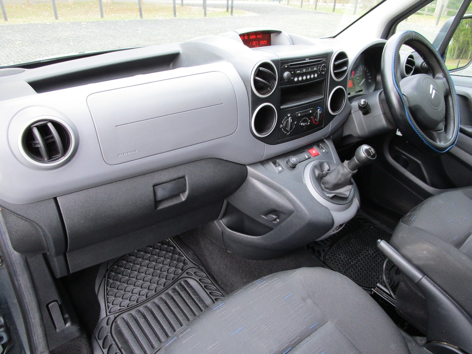 Used Citroen Berlingo Multispace 2009 for sale - 76143526: Photo 5