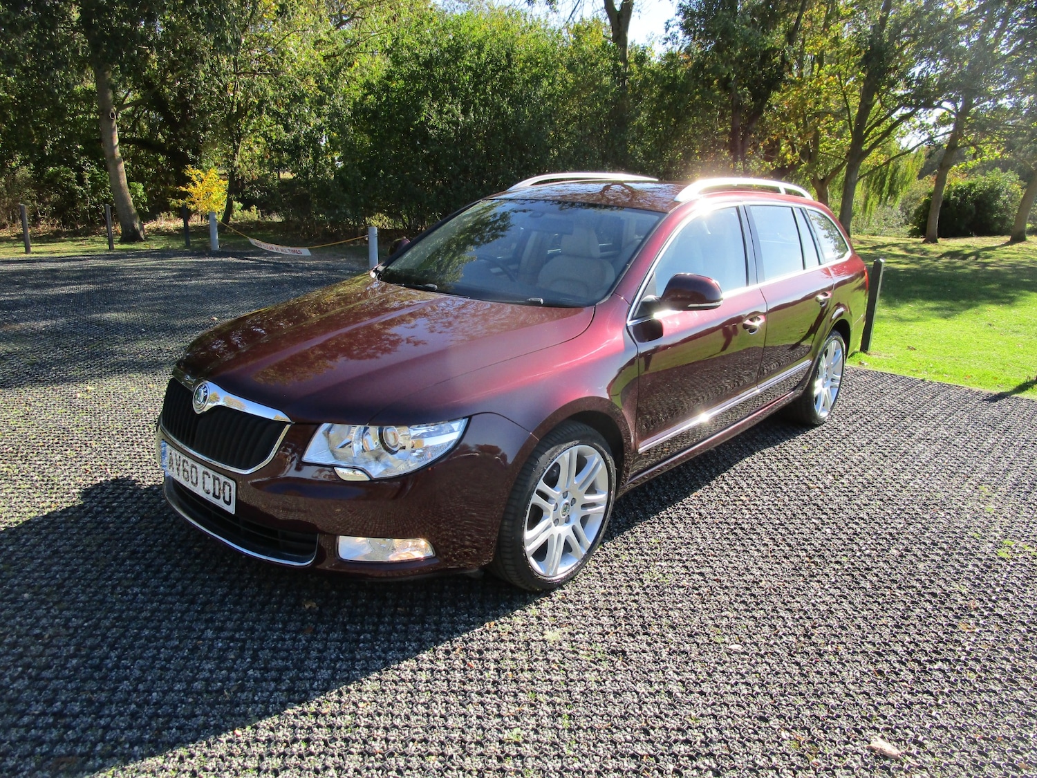 Used Skoda Superb 2010 for sale - 76182413: Photo 4
