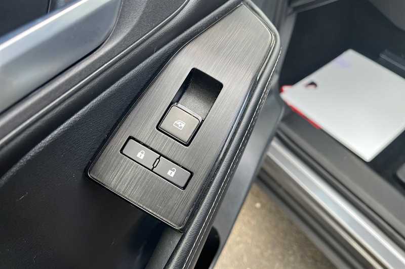 Used Nissan X-Trail 2024 for sale - 77627749: Photo 38