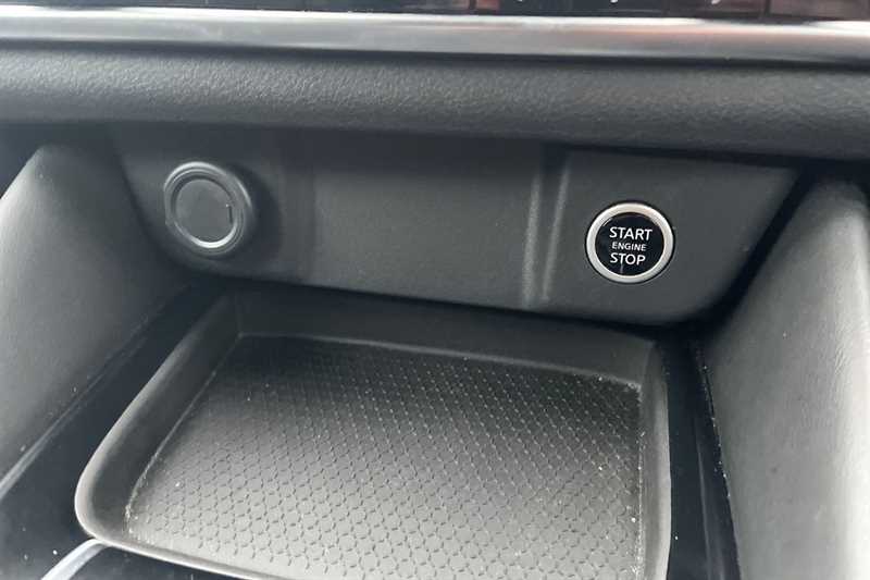 Used Nissan Qashqai 2022 for sale - 77031789: Photo 41