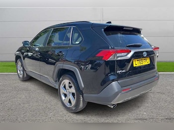 Used Toyota RAV4 2019 for sale - 79108612: Photo