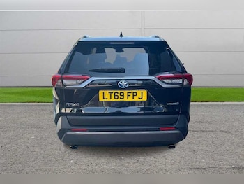 Used Toyota RAV4 2019 for sale - 79108612: Photo