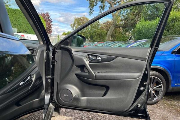 Used Nissan X-Trail 2018 for sale - 76262004: Photo 35