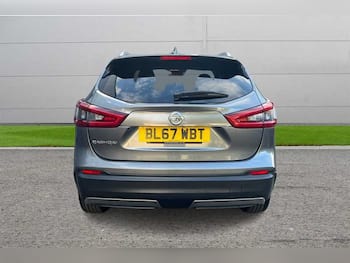 Used Nissan Qashqai 2017 for sale - 79623585: Photo
