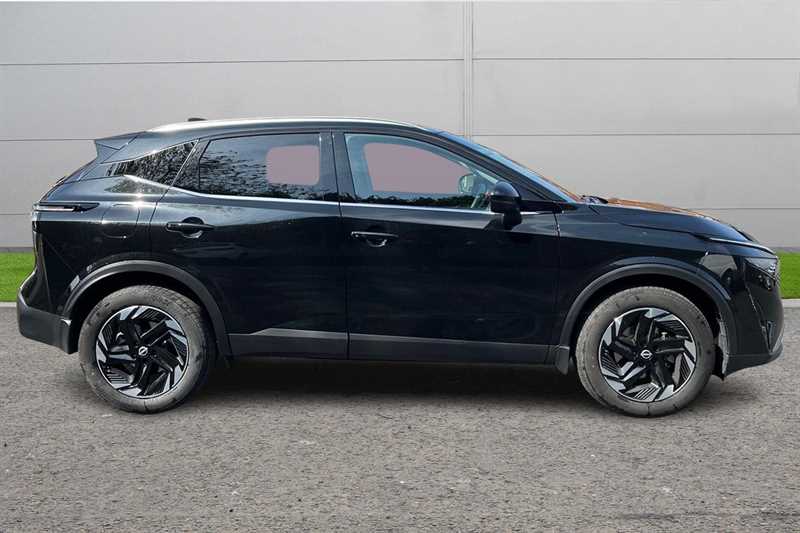 Used Nissan Qashqai 2024 for sale - 77600596: Photo 3