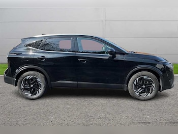 Used Nissan Qashqai 2024 for sale - 77600596: Photo