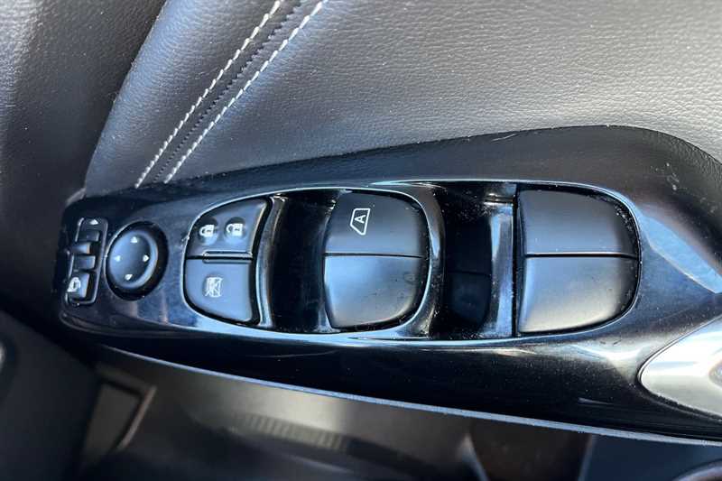 Used Nissan Juke 2022 for sale - 76176421: Photo 18