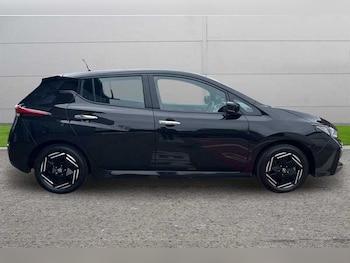 Used Nissan Leaf 2022 for sale - 78277899: Photo
