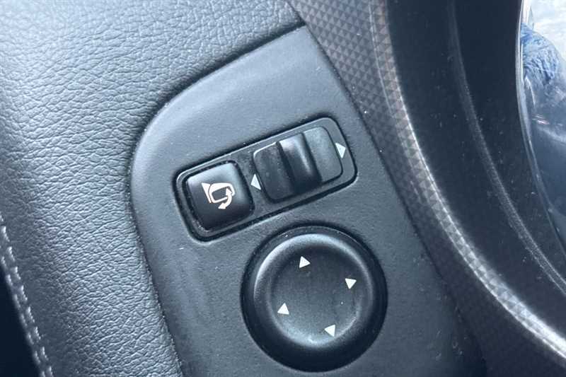 Used Nissan Qashqai 2018 for sale - 77600595: Photo 25