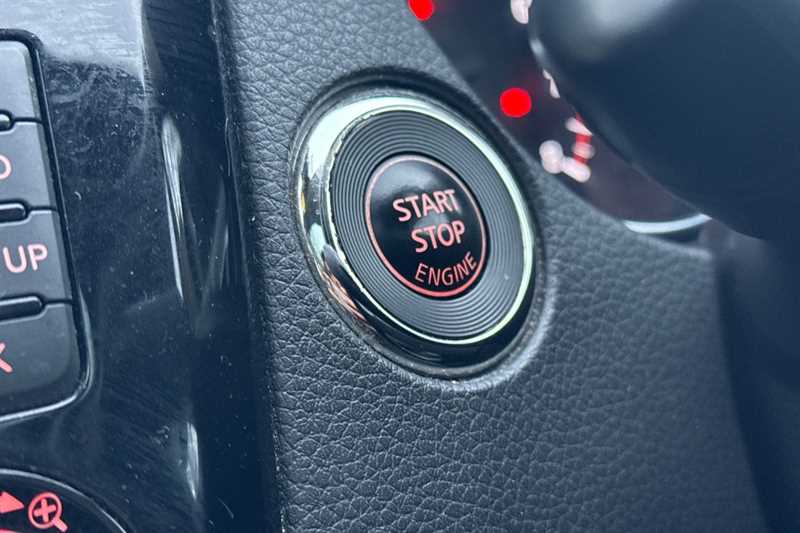 Used Nissan Qashqai 2018 for sale - 77600595: Photo 30