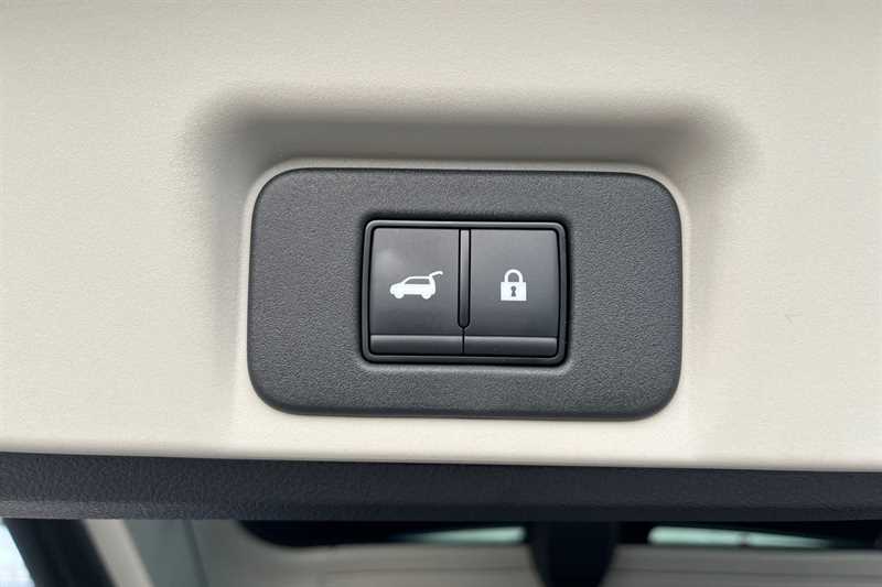 Used Nissan ARIYA for sale - 77239629: Photo 35