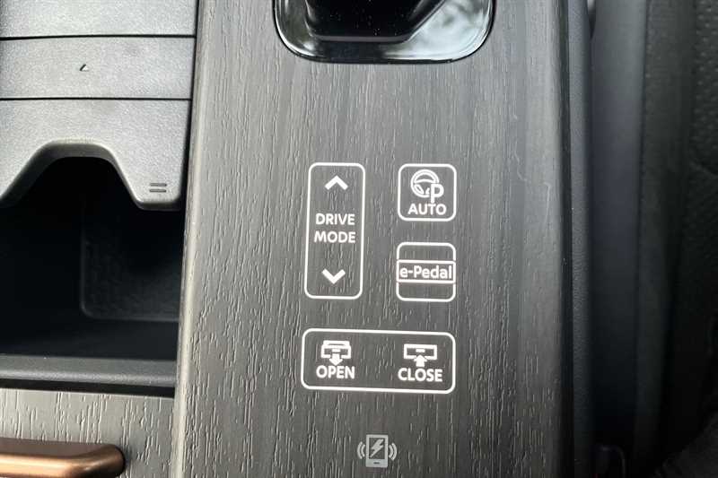 Used Nissan ARIYA for sale - 77239629: Photo 44