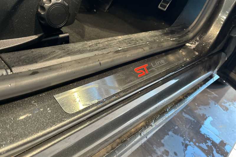 Used Ford Focus 2019 for sale - 77333377: Photo 31