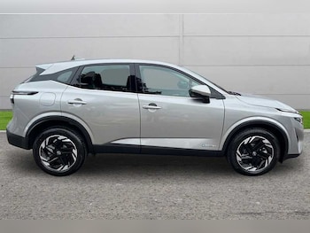 Used Nissan Qashqai 2025 for sale - 77614704: Photo