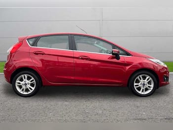 Used Ford Fiesta 2017 for sale - 79700094: Photo