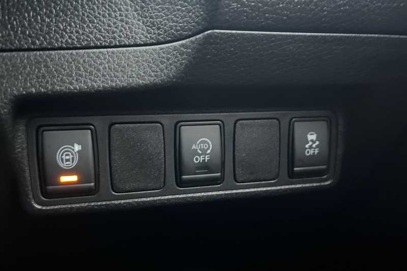 Used Nissan Pulsar 2018 for sale - 77414124: Photo 43