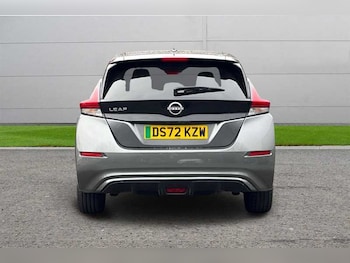 Used Nissan Leaf 2022 for sale - 77674094: Photo