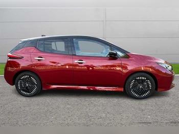 Used Nissan Leaf 2024 for sale - 76217482: Photo