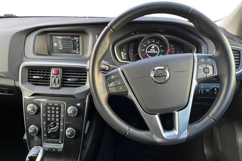 Used Volvo V40 2018 for sale - 76754821: Photo 15
