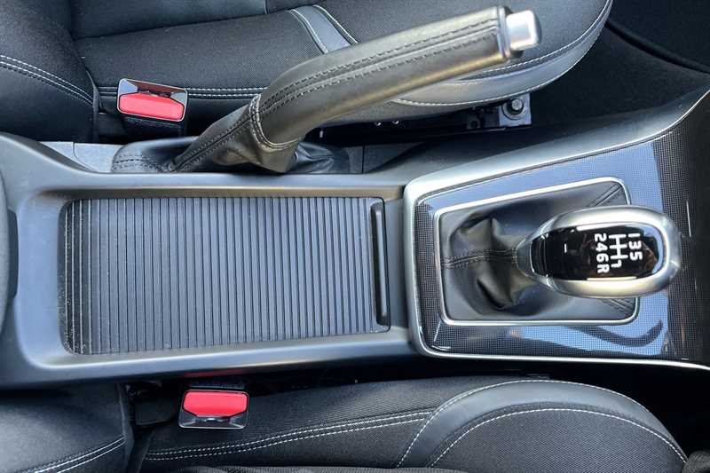 Used Volvo V40 2018 for sale - 76754821: Photo 17