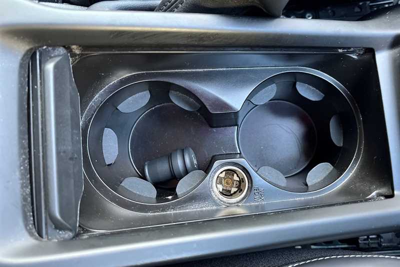 Used Volvo V40 2018 for sale - 76754821: Photo 22