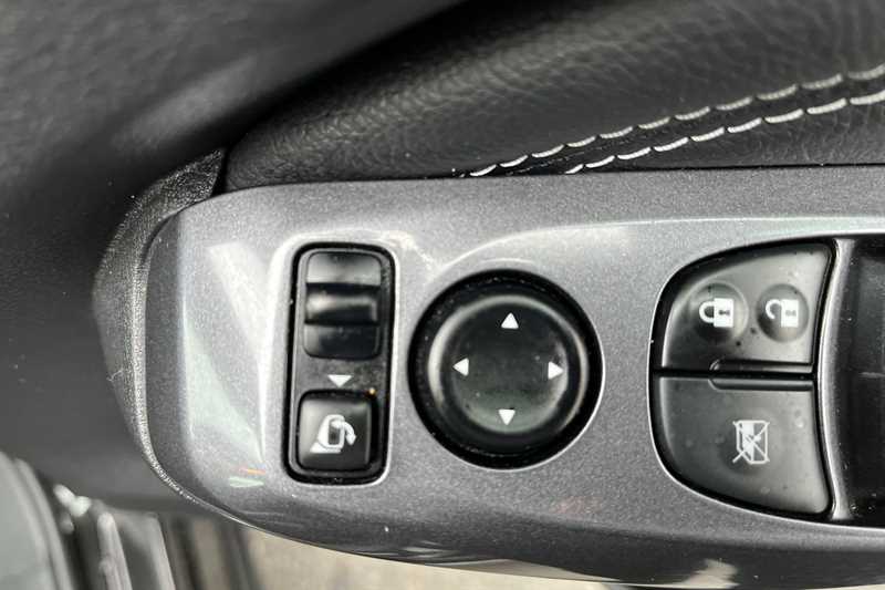 Used Nissan Juke 2023 for sale - 76286533: Photo 32