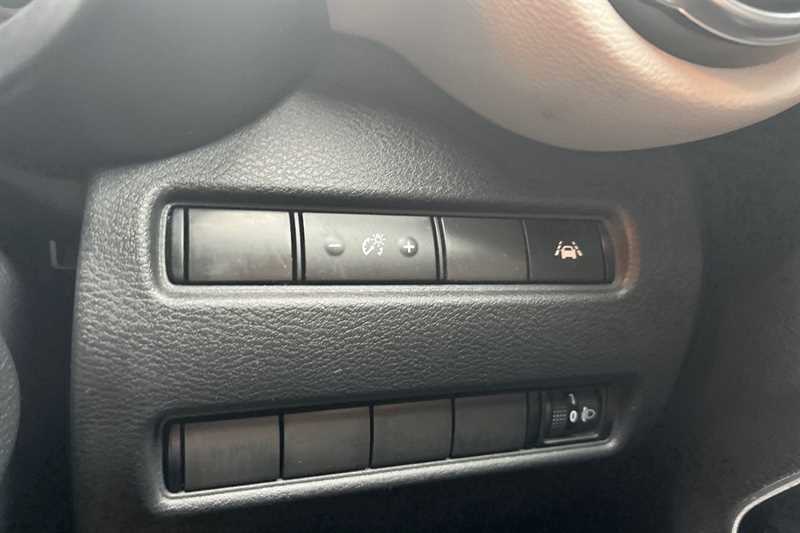 Used Nissan Juke 2022 for sale - 76217490: Photo 30