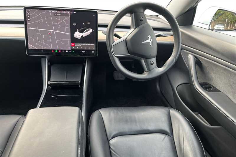 Used Tesla Model 3 2020 for sale - 76705882: Photo 15
