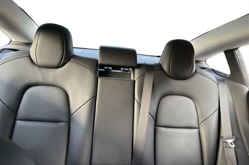 Used Tesla Model 3 2020 for sale - 76705882: Photo 19