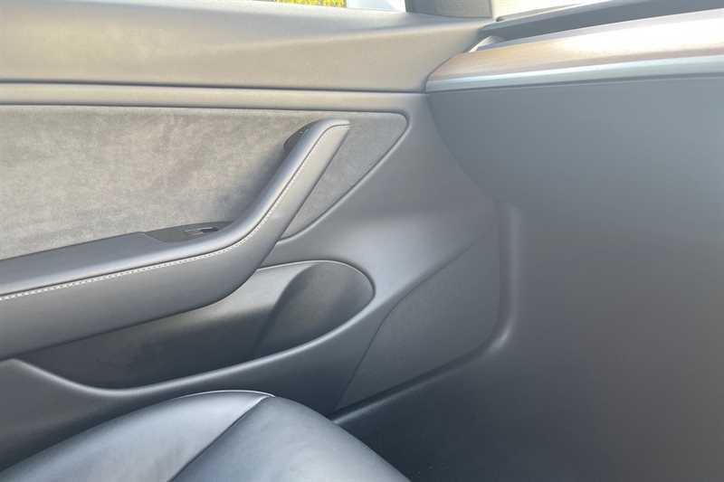 Used Tesla Model 3 2020 for sale - 76705882: Photo 23