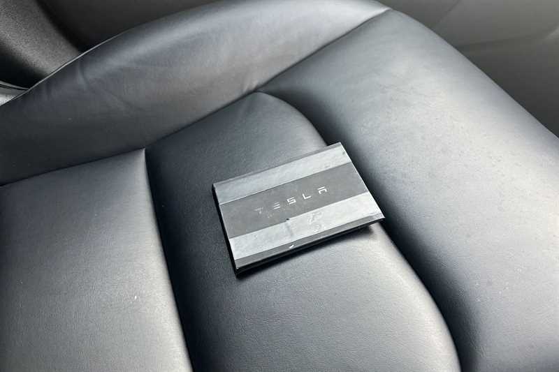 Used Tesla Model 3 2020 for sale - 76705882: Photo 33