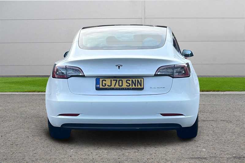 Used Tesla Model 3 2020 for sale - 76705882: Photo 4