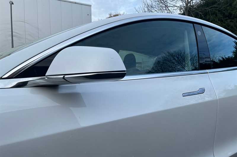 Used Tesla Model 3 2020 for sale - 76705882: Photo 49