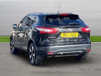 Used Nissan Qashqai 2017 for sale - 78063548: Photo