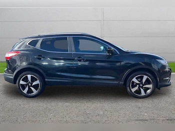 Used Nissan Qashqai 2017 for sale - 78063548: Photo