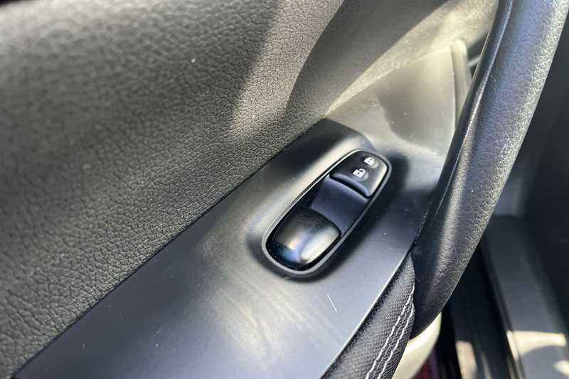 Used Nissan Qashqai 2017 for sale - 78063548: Photo 43