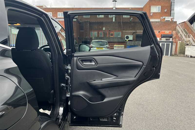 Used Nissan Qashqai 2022 for sale - 76034125: Photo 35